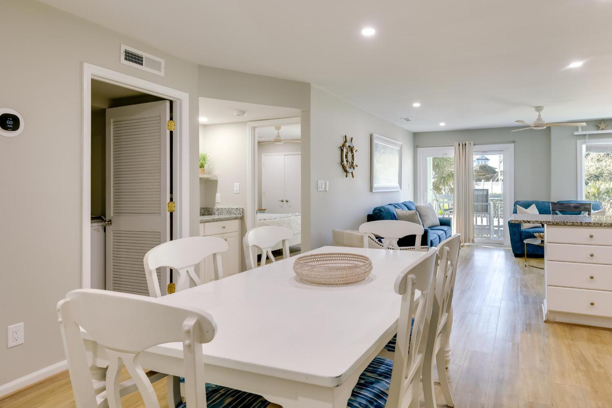Emerald Isle Condo With Indoor Pool And Beach Access! Екстер'єр фото