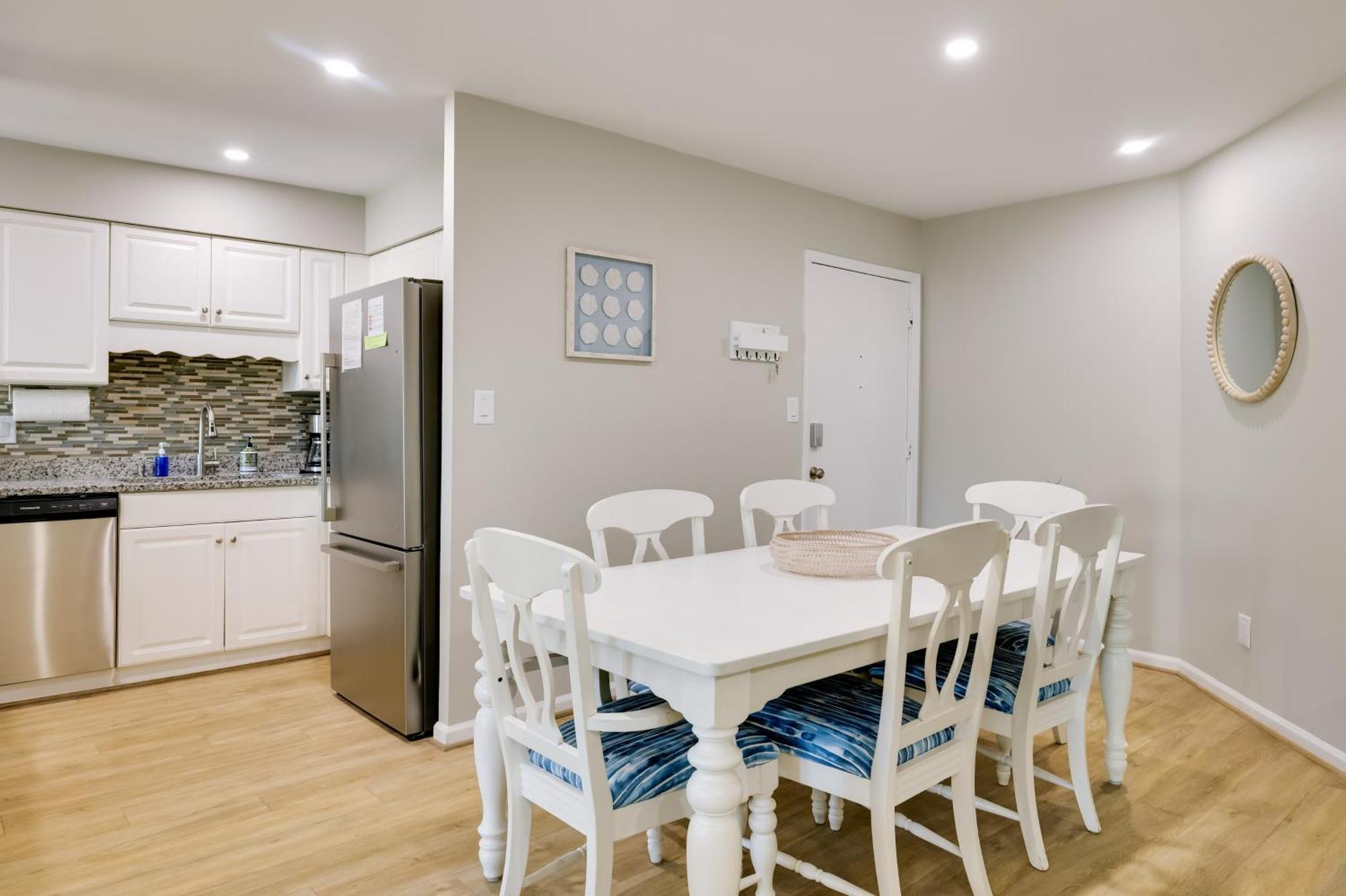 Emerald Isle Condo With Indoor Pool And Beach Access! Екстер'єр фото